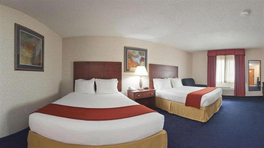 Holiday Inn Express Deforest By Ihg Extérieur photo