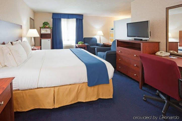 Holiday Inn Express Deforest By Ihg Extérieur photo